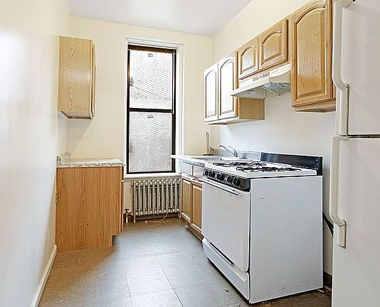 5th image of 1089 Bushwick Ave #1B