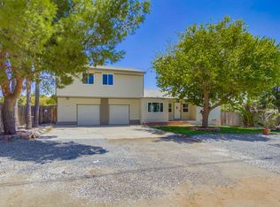 9951 Conejo Rd, Santee, CA 92071