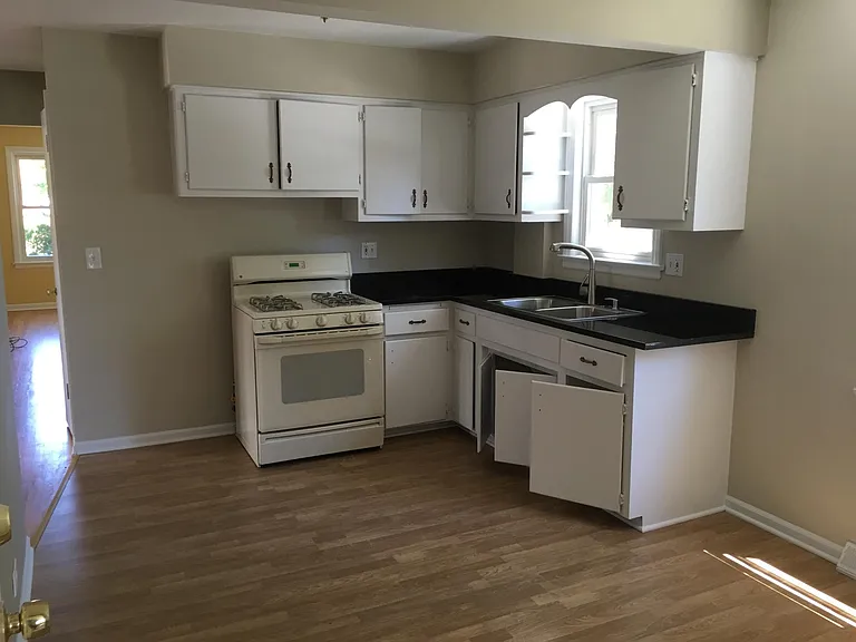 5501 W Dakin St #1 — Photo 8