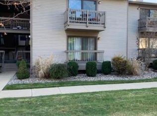 24 Sam Bonnell Dr #206, Clinton, NJ 08809