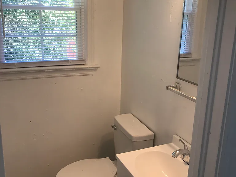 1403 Hyman Ave — Photo 14