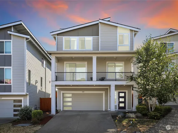 8221 S 118th Court, Seattle, WA 98178