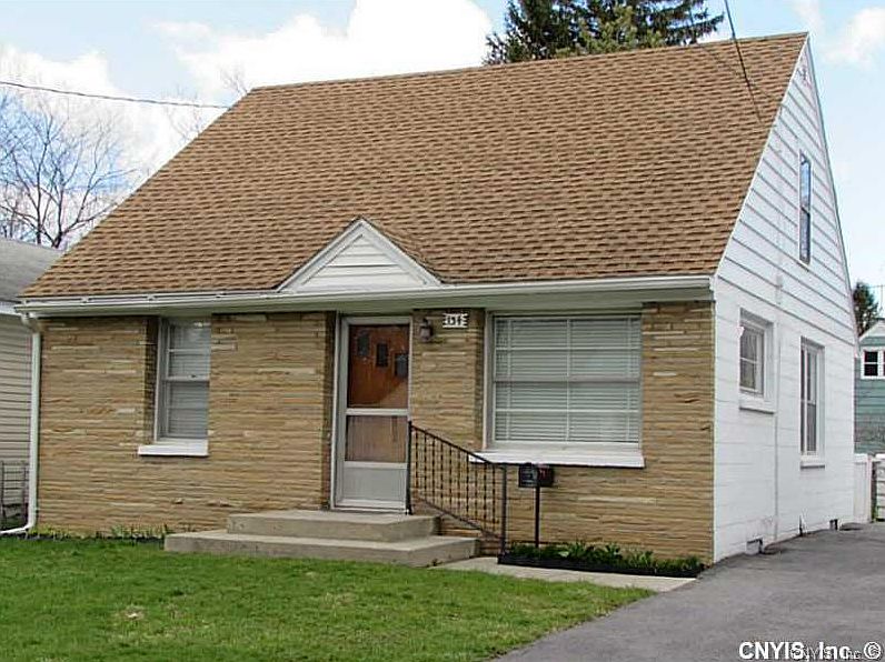 1st image of 134 Elton Ave