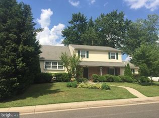 807 Hanford Rd, Fairless Hills, PA 19030