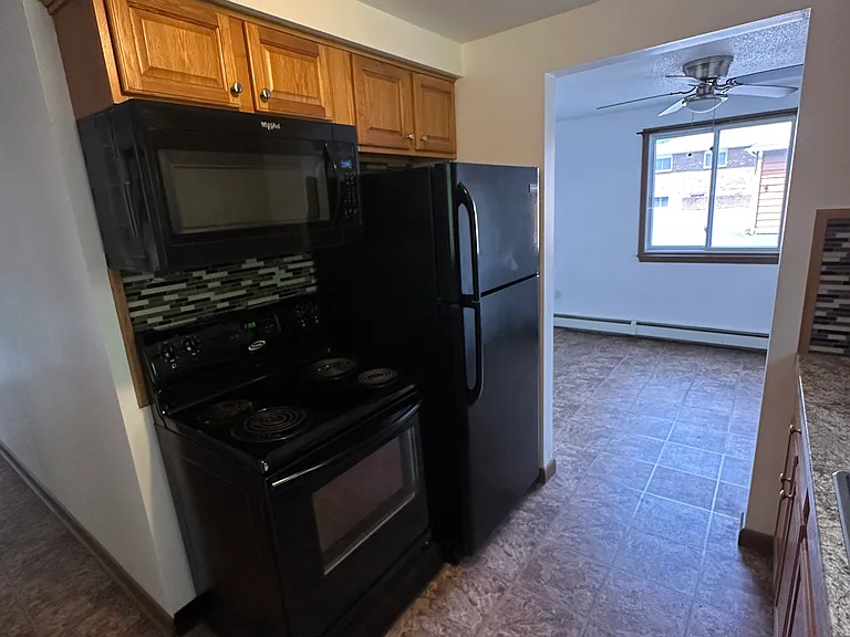 75 Mead St #1 — Photo 6