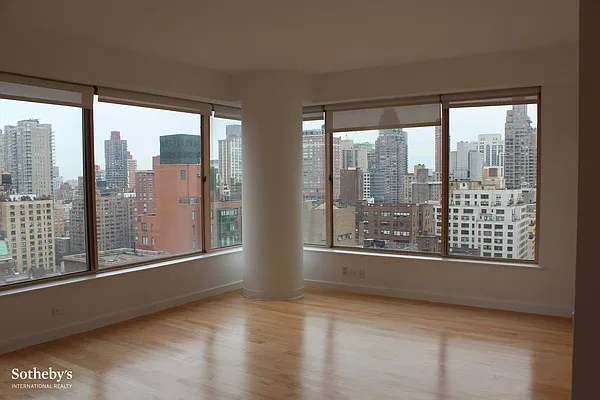 Rented by Sotheby's International Realty | media 19