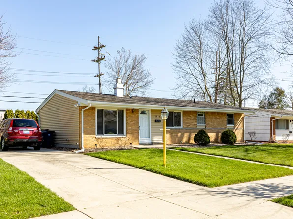 2915 Canterbury Rd, Ann Arbor, MI 48104