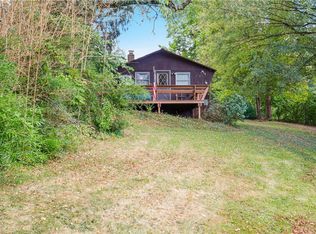 720 Mill Run Rd, Mill Run, PA 15464