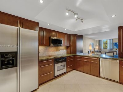 2900 NE 14th Street Cswy APT 402, Pompano Beach, FL, 33062