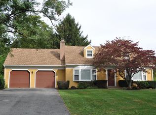 2624 Chase Dr, Lancaster, PA 17601
