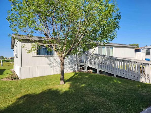 1015 N Fir St Trailer 63, Jerome, ID 83338