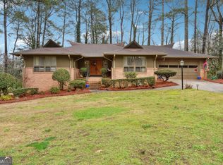 5532 Leather Stocking Ln, Stone Mountain, GA 30087