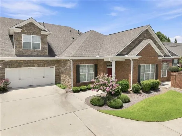 601 Haven Cir, Douglasville, GA 30135