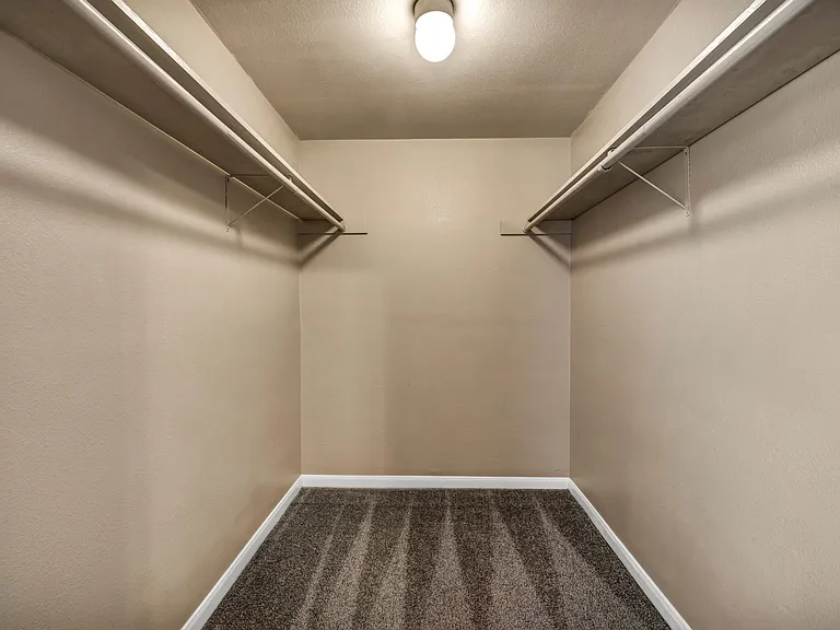 The Tuscany Apartments — Photo 15