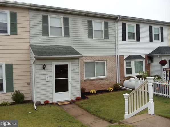 707 Valley Rd, East Greenville, PA 18041