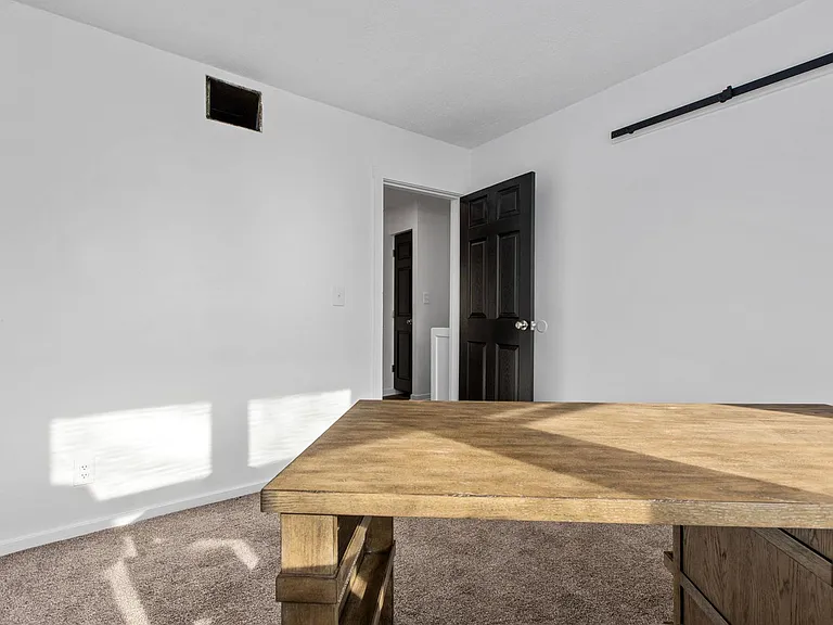 62 Midland Heights Cir #C — Photo 5
