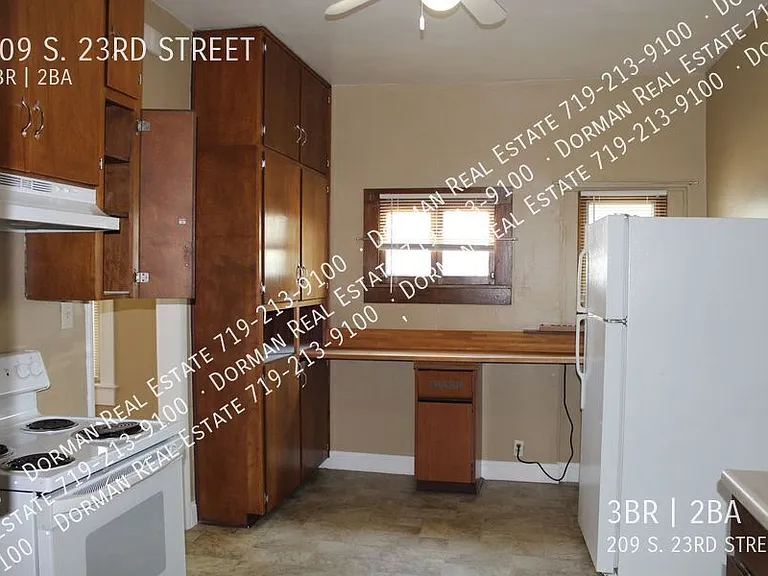 209 S 23rd St — Photo 5