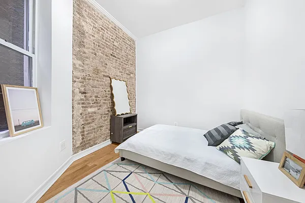 Rented by Compass | media 4