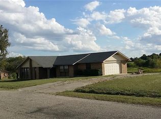 973 Ridge Dr, San Marcos, TX 78666