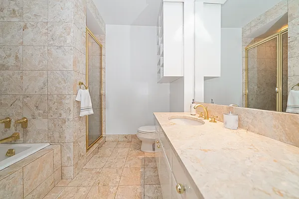 Rented by Keller Williams NYC | media 7