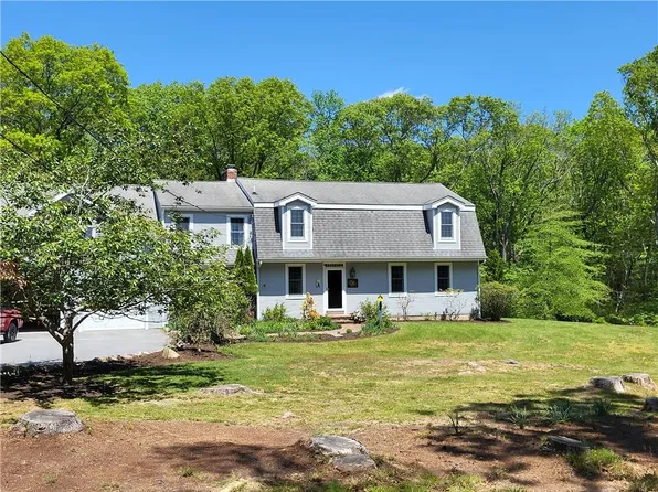 276 Widow Sweets Rd, Exeter, RI 02822