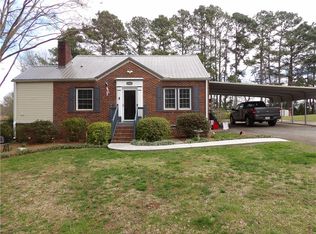 2064 Corinth Dr, Seneca, SC 29672