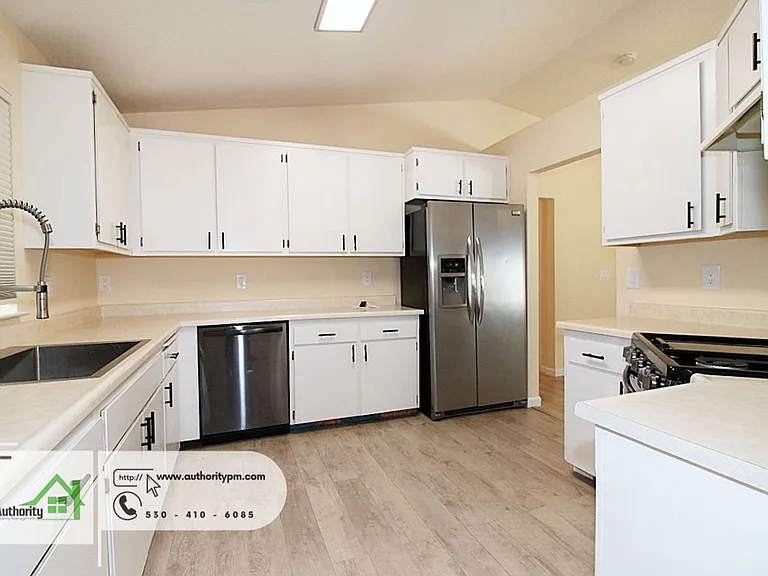 1722 Almaden Dr — Photo 6