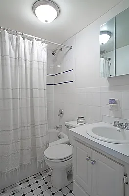 Rented by The Agency | media 8