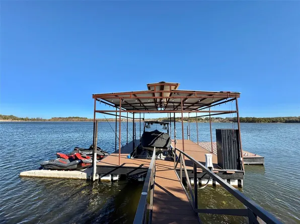 349 Northridge Dr, Gainesville, TX 76240