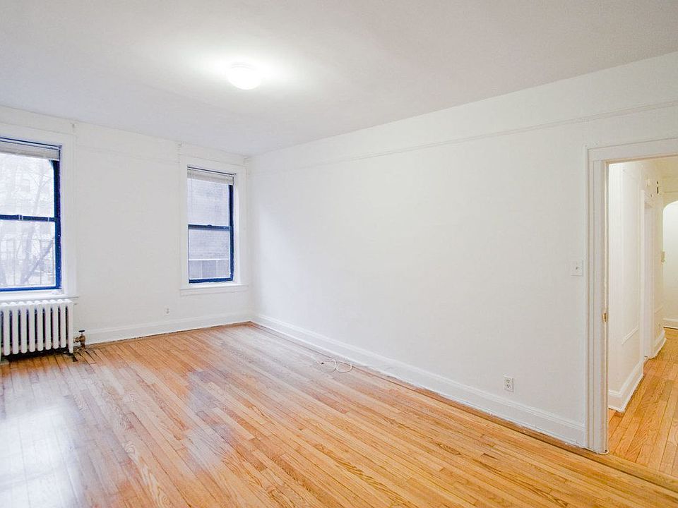 1st image of 4333 46th St APT B9