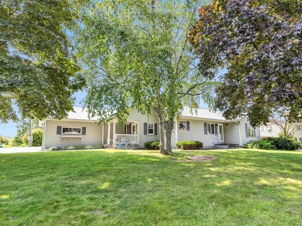 W1569 County Road C, Pulaski, WI 54162