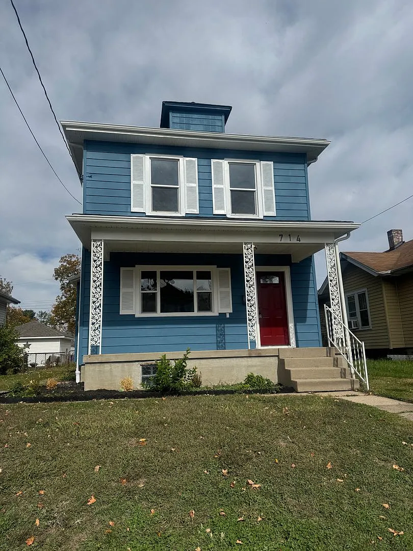 714 Clinton Ave — Photo 1
