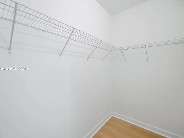 640 NE 207th St — Photo 21