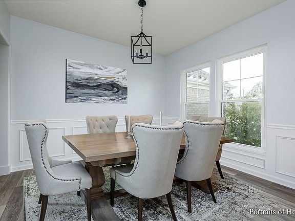 5th image of 11433 Glenn Cir