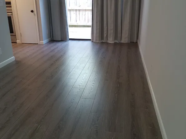 401 Century Ct, Kernersville, NC 27284