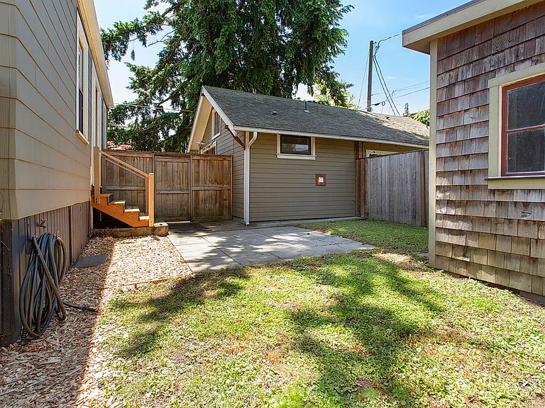 3533 NE Grand Ave #1 — Photo 35