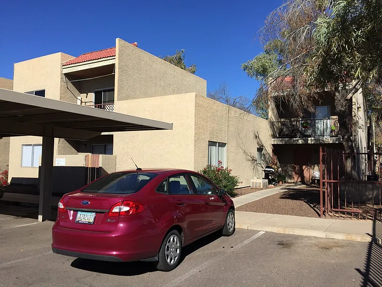 2846 E Kathleen Rd #103 — Photo 11