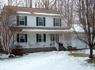 11901 Hickory Creek Dr, Fredericksburg, VA 22407