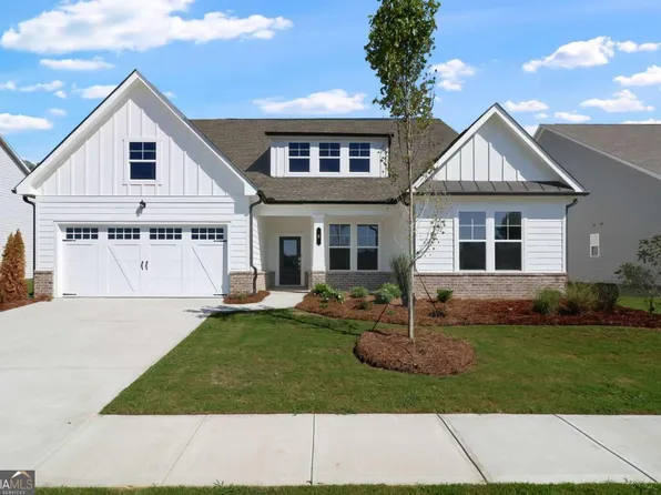8 Unicoi Trl, Sharpsburg, GA 30277