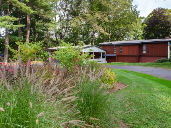 115 Cliffmore Road, West Hartford, CT 06107