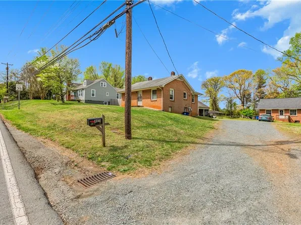 4478 Ogburn Ave, Winston Salem, NC 27105