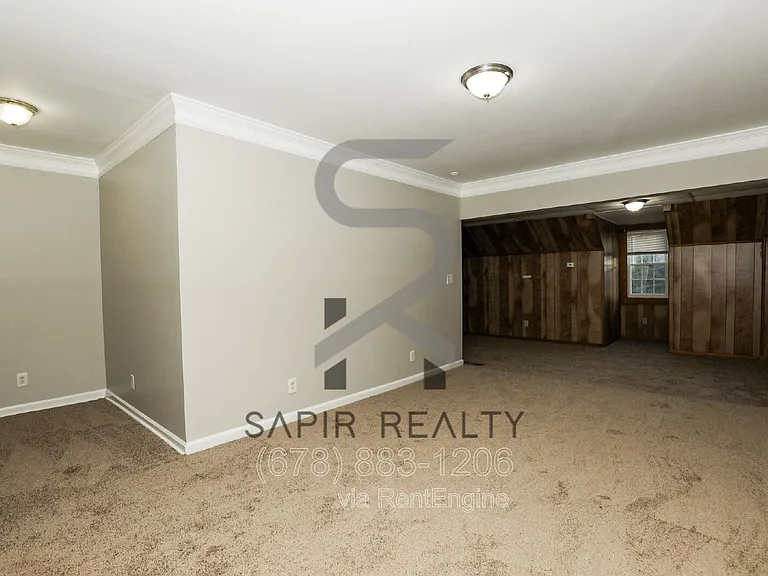 1441 Boulevard Lorraine SW — Photo 10