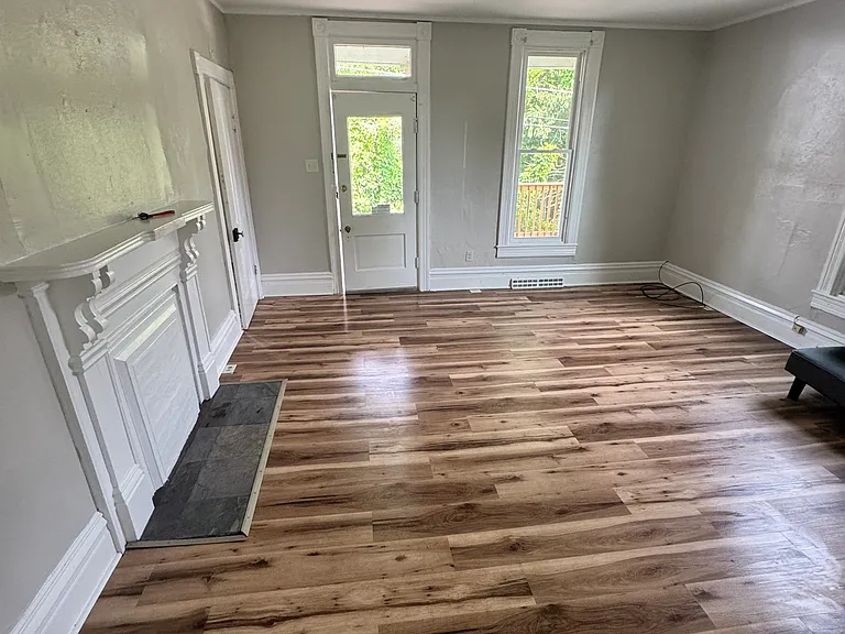 1100 Lowell St — Photo 36