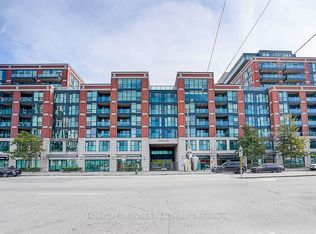 525 Wilson Ave #209, Toronto, ON M3H0A7