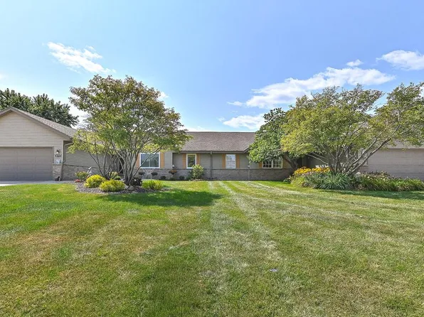 16727 West Observatory ROAD, New Berlin, WI 53151