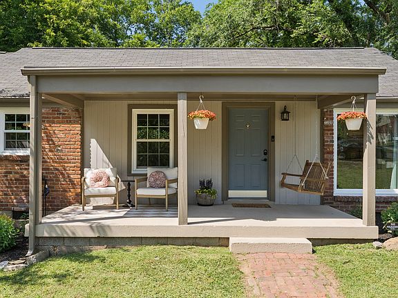 4th image of 2308 Modena Dr