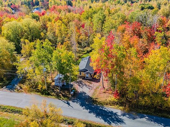 3rd image of 69 Ocean Beach Rd