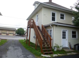 354 E Main St #A, New Holland, PA