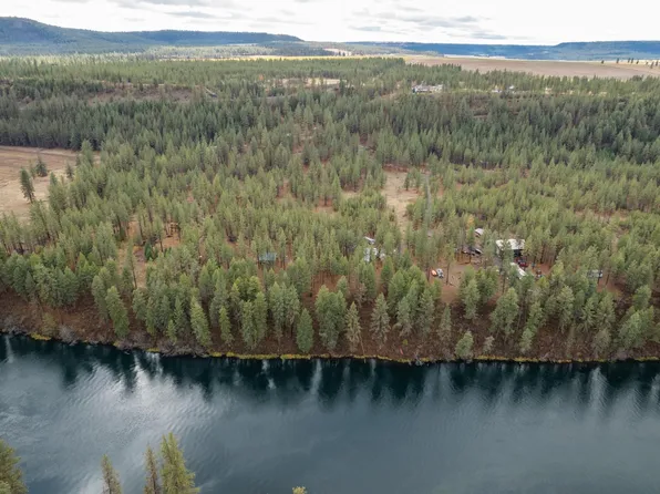 52282 Woods Ln E, Ford, WA 99013