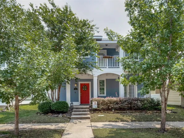 1736 Jasmine Trl, Aubrey, TX 76227